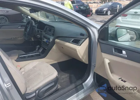 2015 Hyundai Sonata Se из США, поврежденный, VIN 5NPE24AF4FH141451